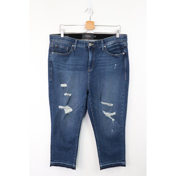 Torrid Crop Sky High Skinny Premium High-Rise Jeans 18 Distressed‎ Brighton - Picture 2 of 8
